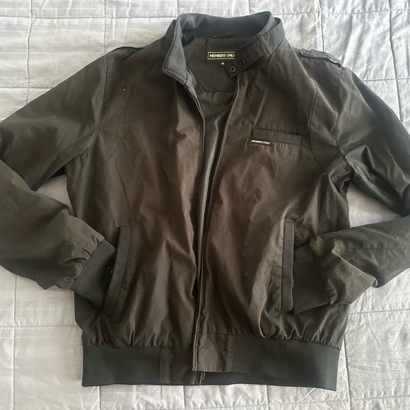 Members Only Vintage Women’s Bomber Jacket 80s style size M - Picture 1 of 5